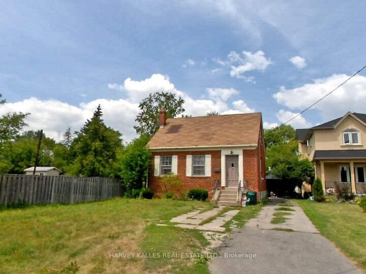 112 Allingham Gardens — photo 1