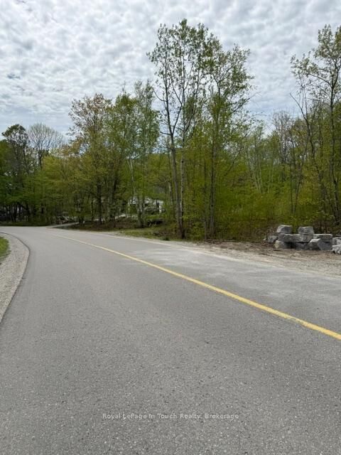 Property Photo:  1536 Champlain Road  ON L9M 0C1 