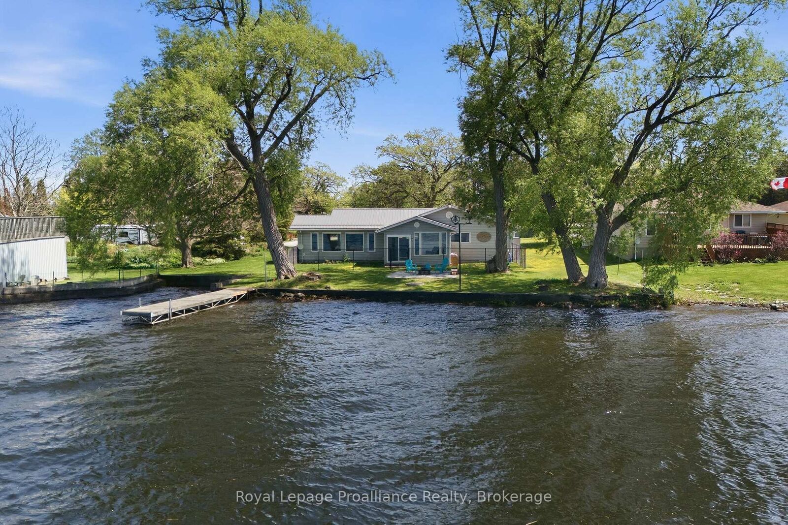Property Photo: 33 Peats Point Lane ON K8N 4Z7