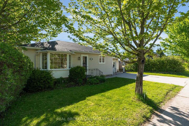 145 Collingwood Street — photo 1
