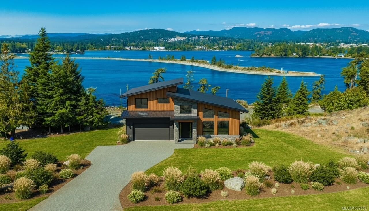 Property Photo:  7070 Fisher Rd  BC V9Z 1A8 