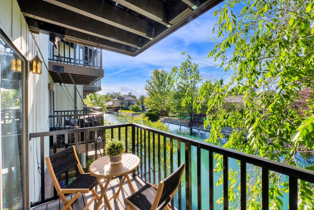 Property Photo: 4720 S Woodduck Ln E UT 84117