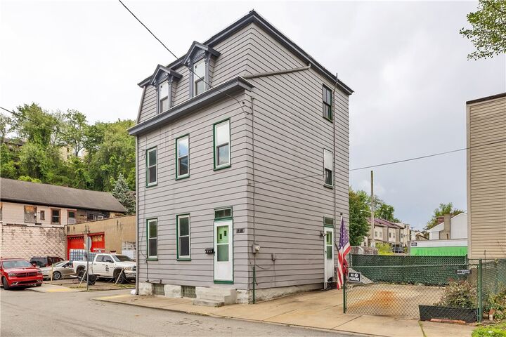 Property Photo:  1302 Basin St  PA 15212 