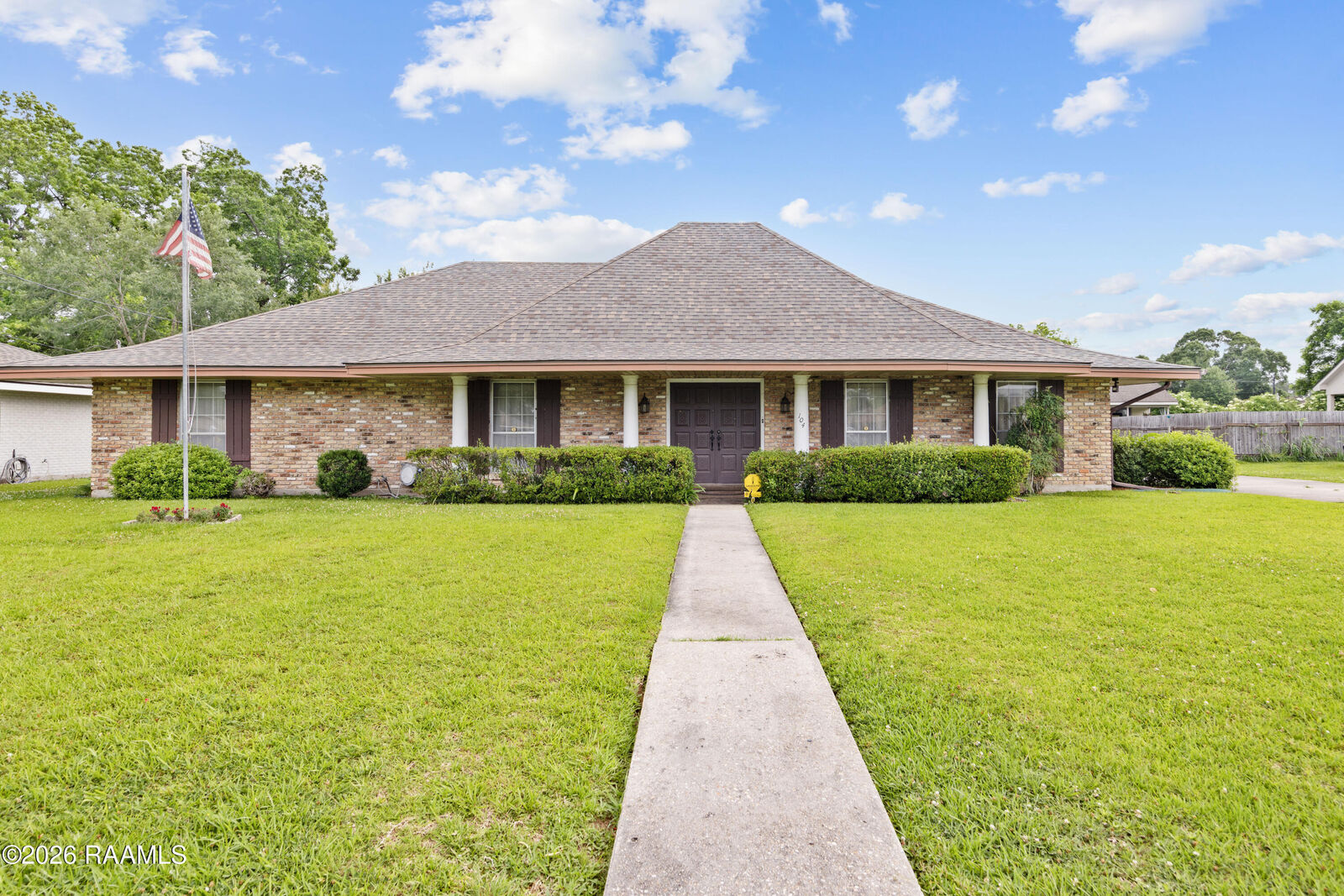 Property Photo:  104 Crestline Drive  LA 70507 