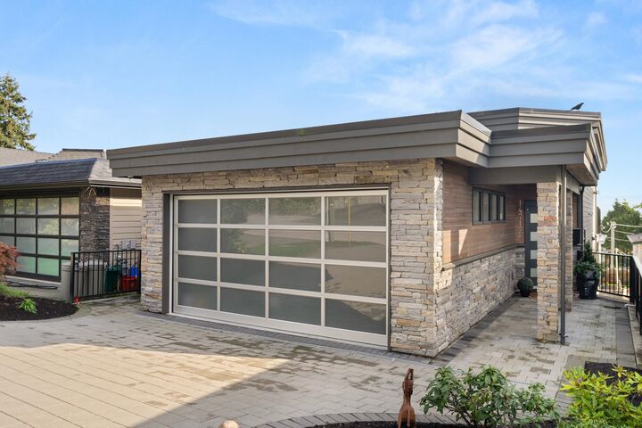Property Photo: 14712 McDonald Avenue BC V4B 2C8