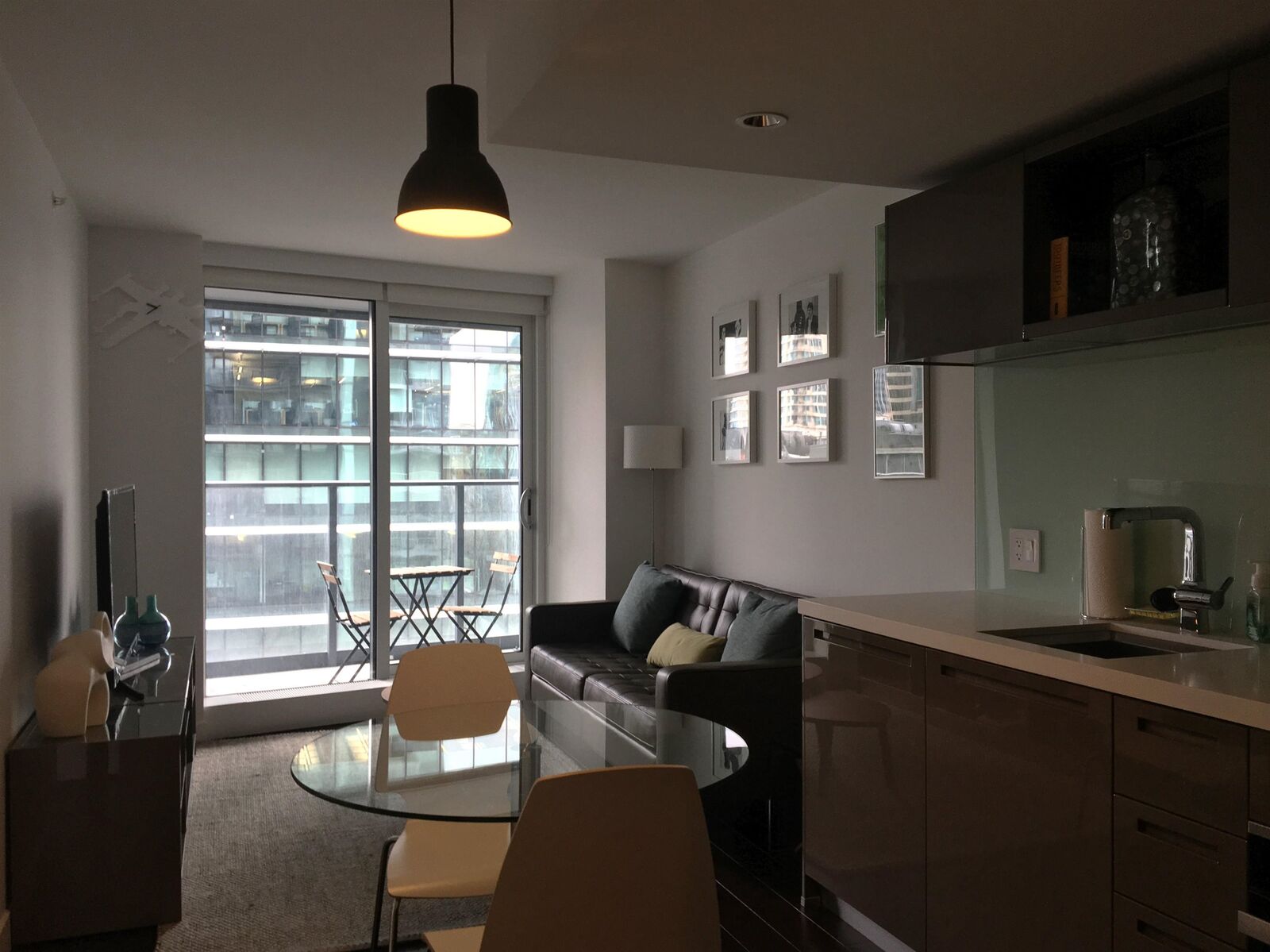 Property Photo:  777 Richards Street 1507  BC V6B 0M6 