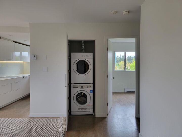 Property Photo:  1166 W 11 Avenue 701  BC V6H 1K3 