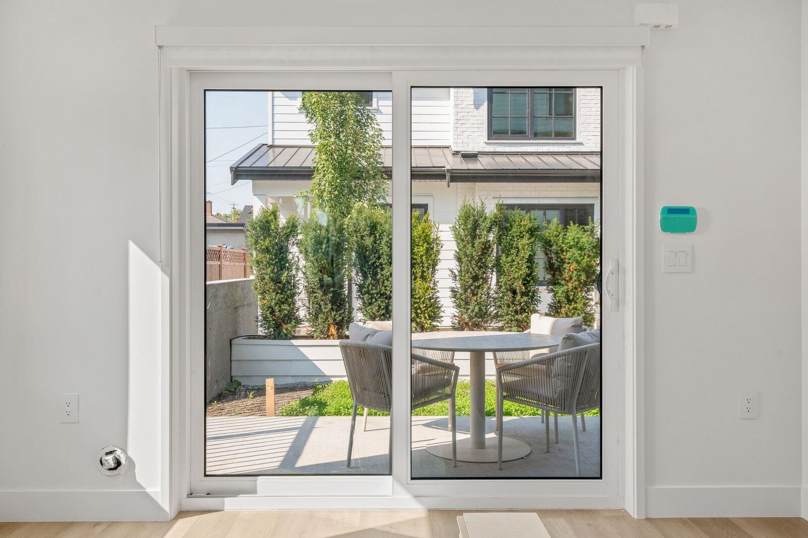 Property Photo: 2333 E 54th Avenue Sl 2 BC V5S 1X1