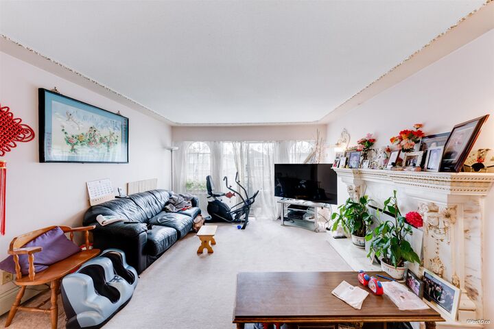 Property Photo: 2945 E Graveley Street BC V5K 3K2