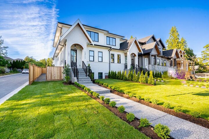 Property Photo: 13711 16 Avenue 101 BC V4A 1P7