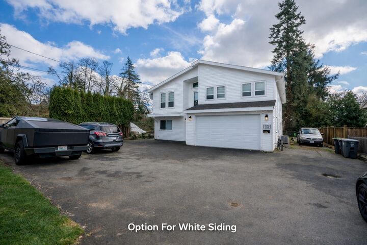 18018 60 Avenue — photo 1