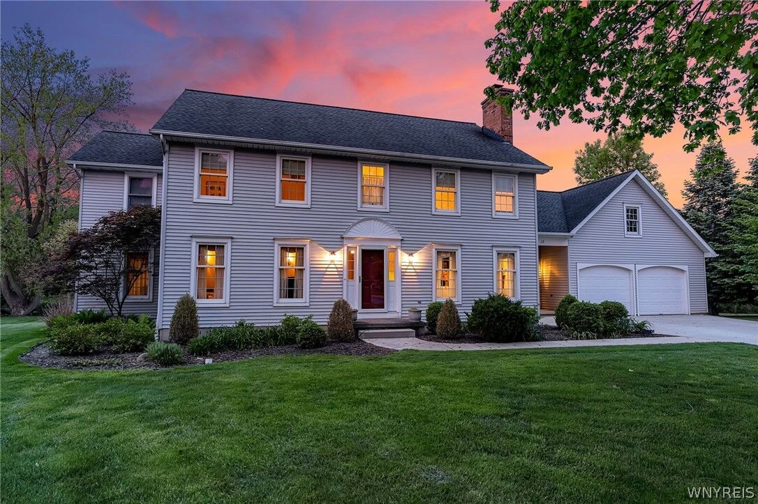Property Photo: 19 Shelbourne Court NY 14221