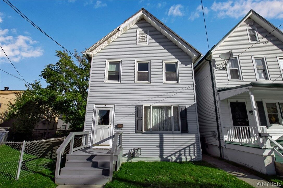 Property Photo:  10 South Street  NY 14204 