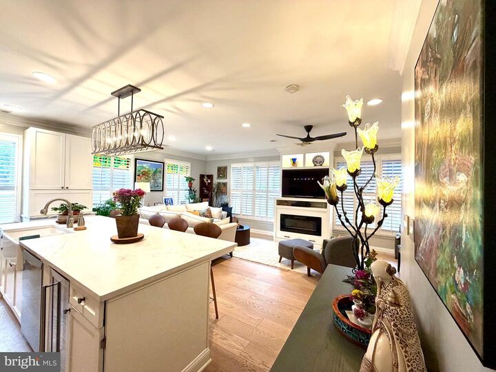 Property Photo:  1115 Cameron Street 103  VA 22314 