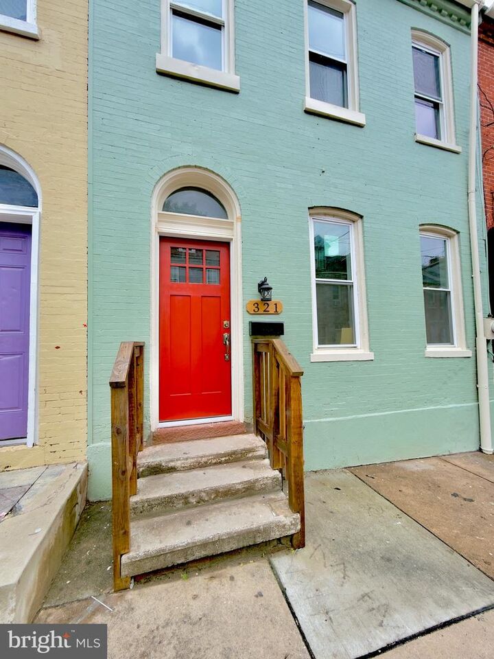 Property Photo:  321 Beaver Street  PA 17603 