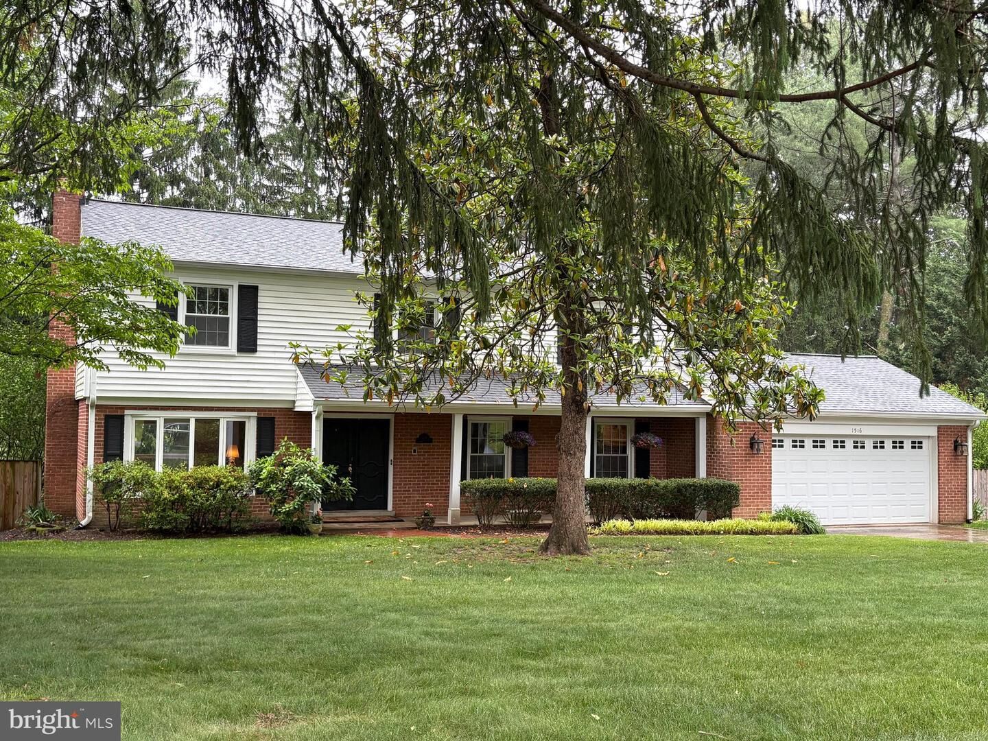 Property Photo: 1516 Tuba Court VA 22182