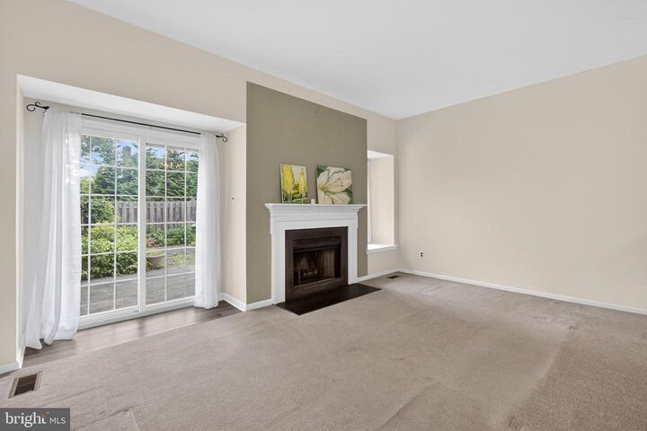 Property Photo:  626 Lamplighter Way  DE 19707 