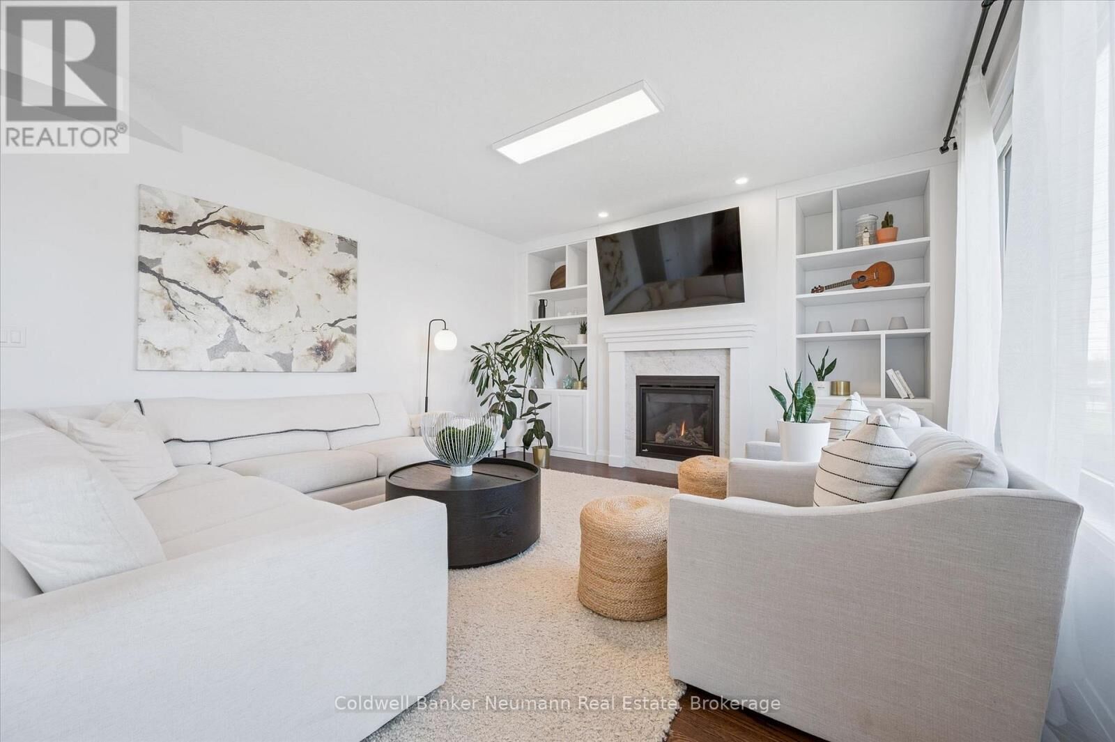 Property Photo:  74 Gellert Drive  ON N0B 1M0 
