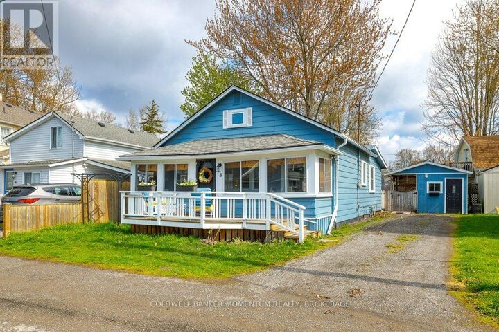 Property Photo: 8 Loomis Crescent ON L0S 1B0