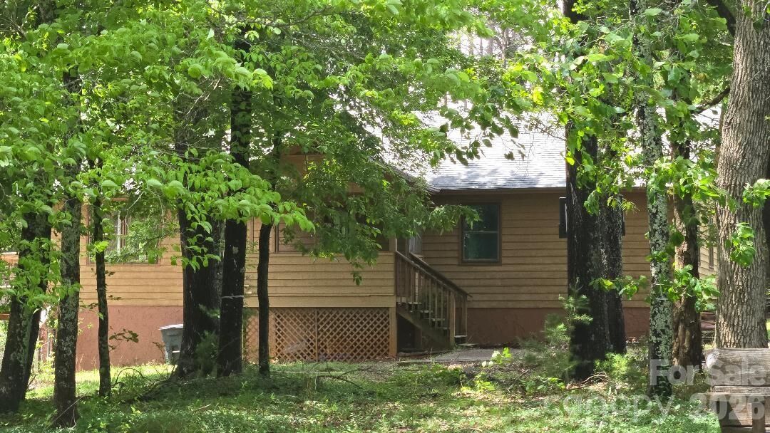 Property Photo:  66 Misery Ridge Trail  NC 28756 