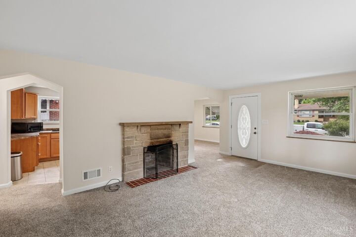 Property Photo: 2692 Breezy Way OH 45239