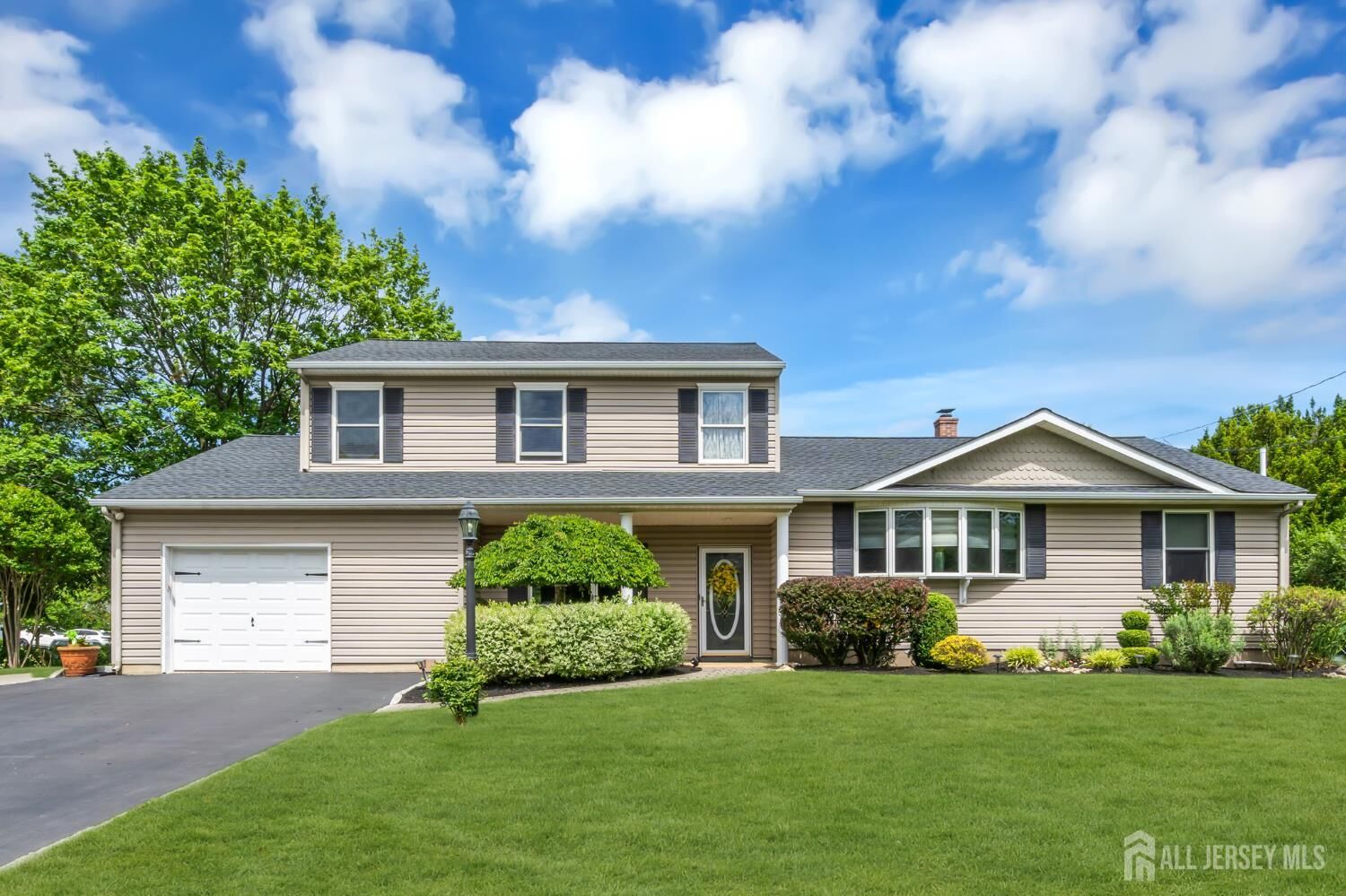 Property Photo:  5133 Custer Street  NJ 08854 