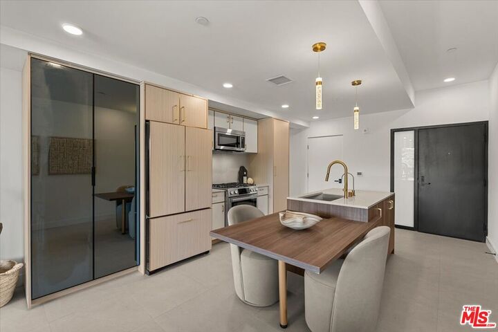 Property Photo: 1257 N Sweetzer Ave CA 90069