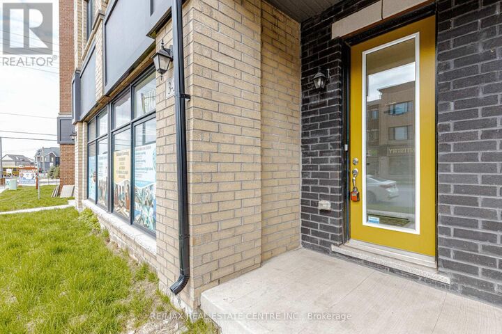 Property Photo:  3 Marvin Avenue  ON L6H 0Z6 