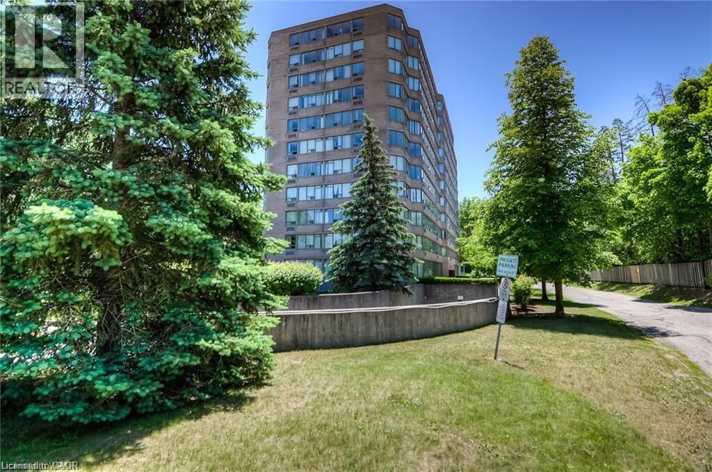 Property Photo: 3227 East King Street East 503 ON N2A 3Z9