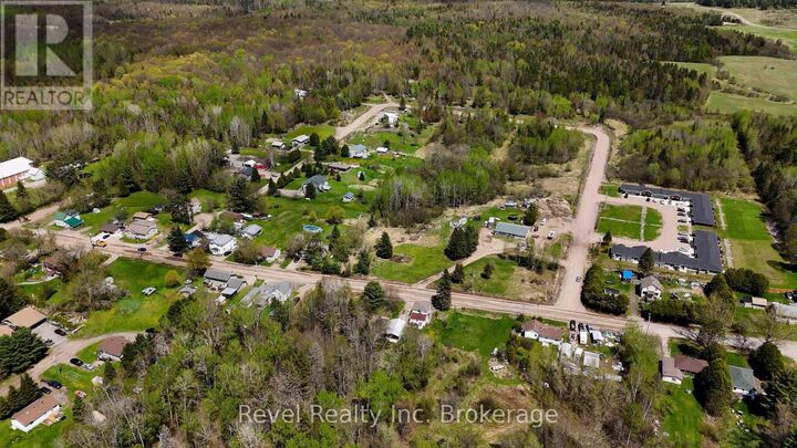 Pt Lt 11 Gagnon Street — photo 1