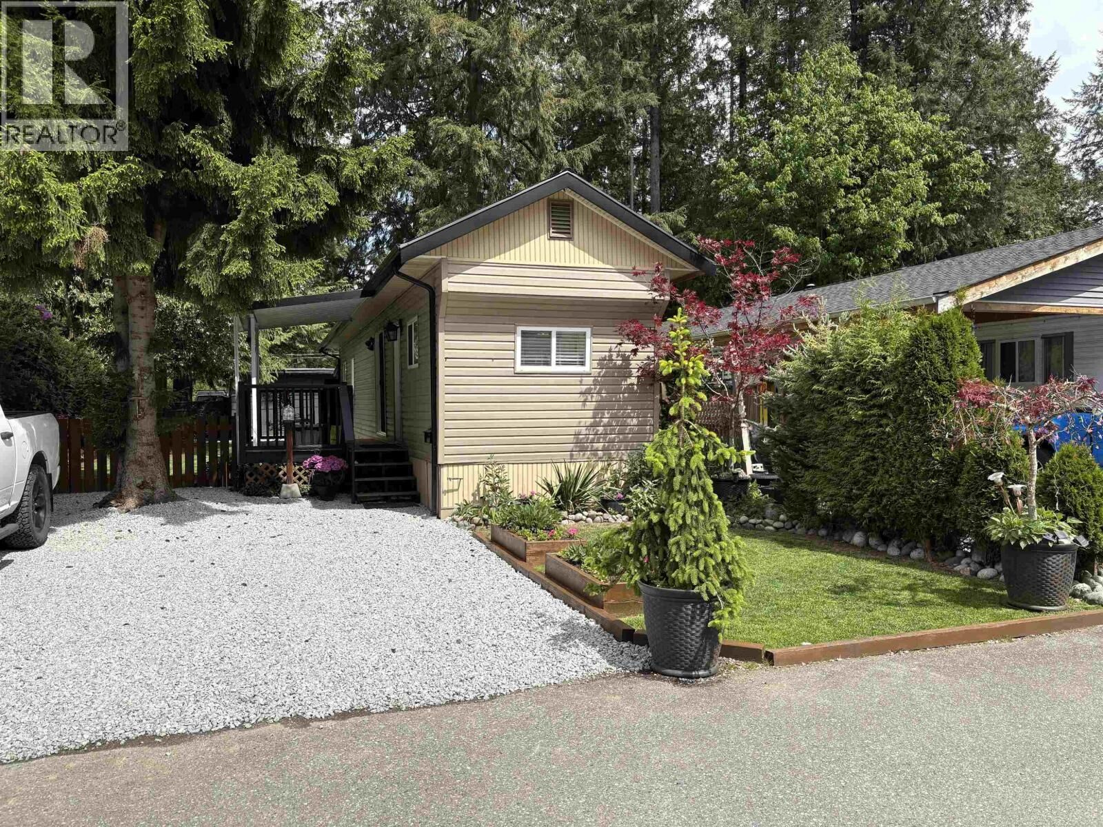 Property Photo:  23325 Calvin Crescent 33  BC V2X 2S3 