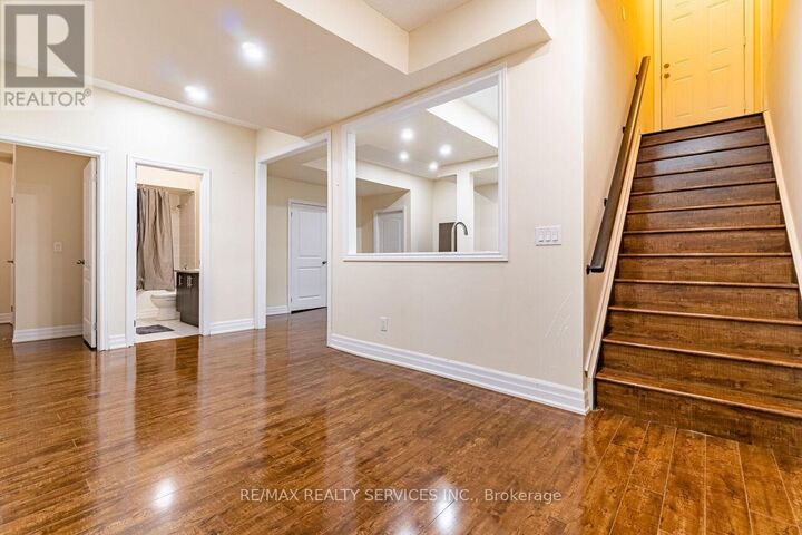 Property Photo: 128 Rising Hill Ridge ON L6Y 6B3