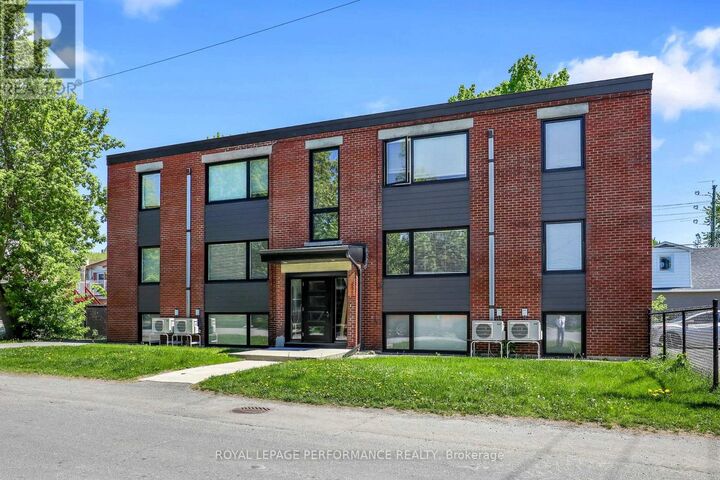 Property Photo:  695 Morgan Street Unit 2  ON K1K 3M1 
