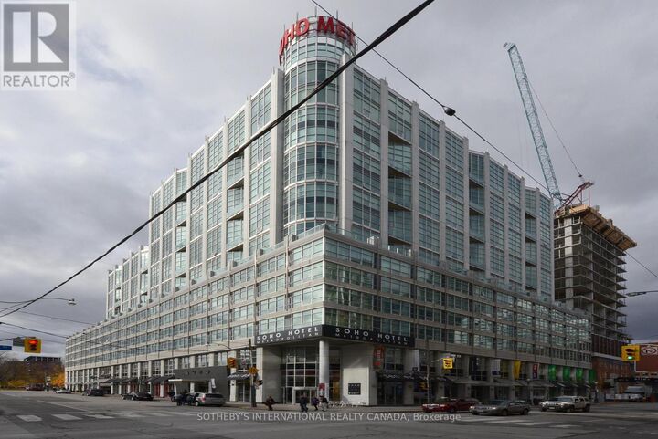 Property Photo:  36 Blue Jays Way 922  ON M5V 3T3 