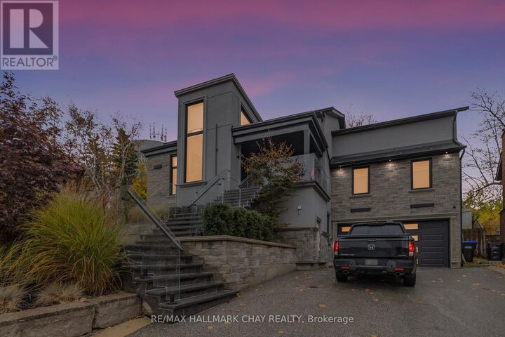 Property Photo:  12 Tower Court Lower  ON L3Z 2V2 