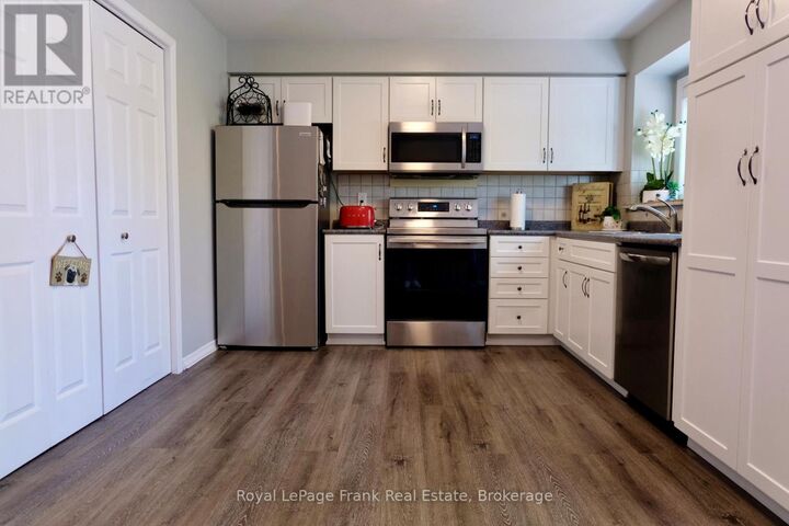 Property Photo: 9 Progress Avenue 13 ON K8P 4Z3