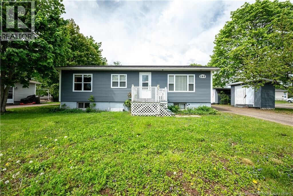 Property Photo:  295 Buckingham Avenue  NB E1B 2P4 
