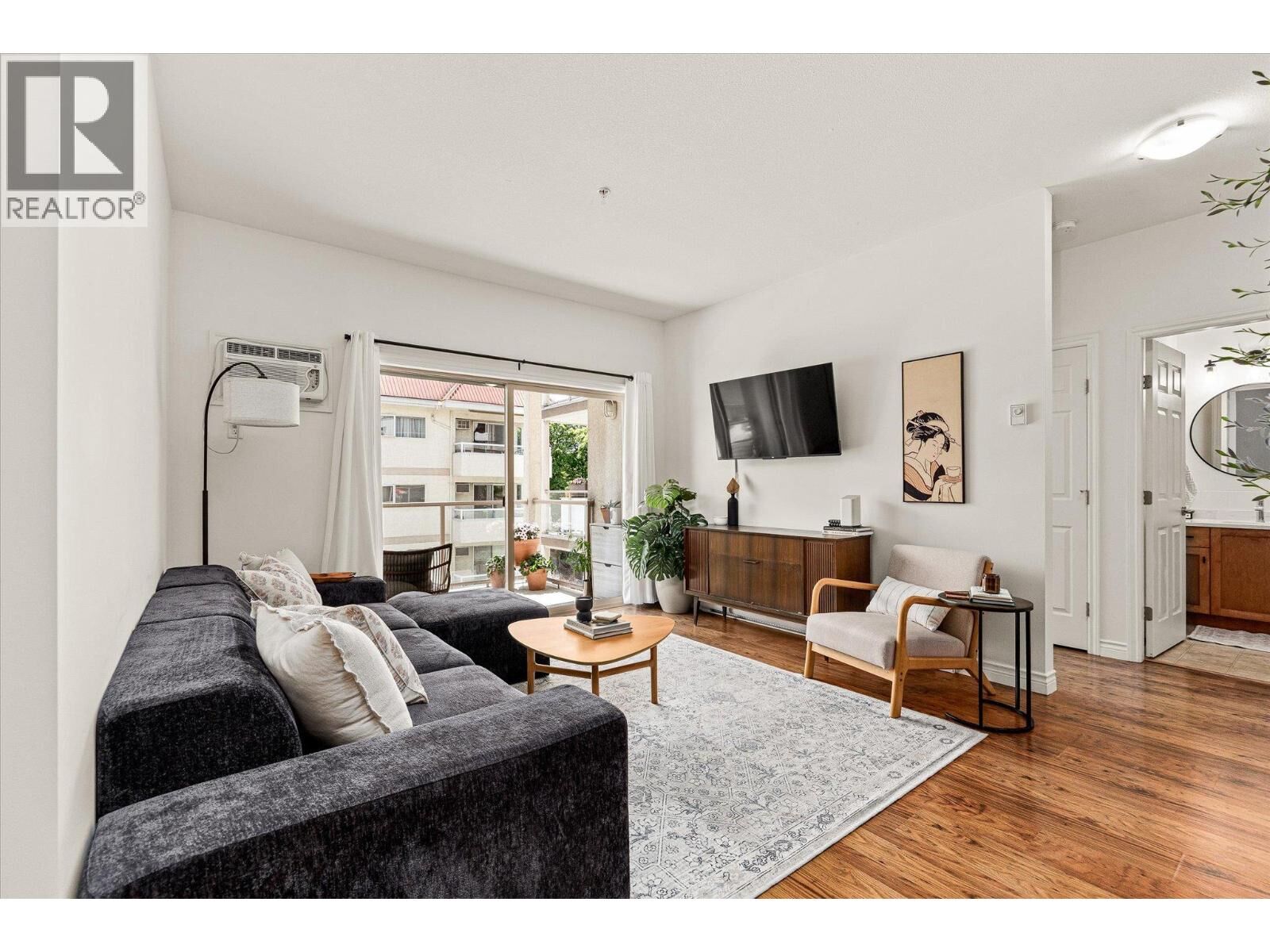 Property Photo:  196 Wade Avenue 307  BC V2A 1T6 