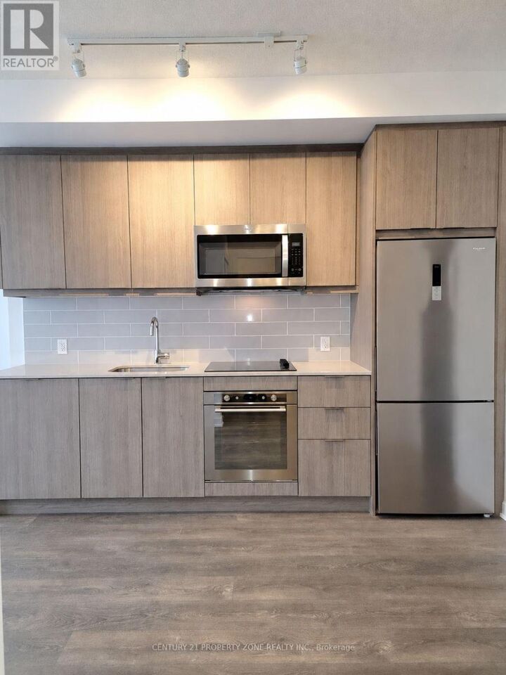 Property Photo: 38 Forest Manor Road North 510 ON M2J 1M5