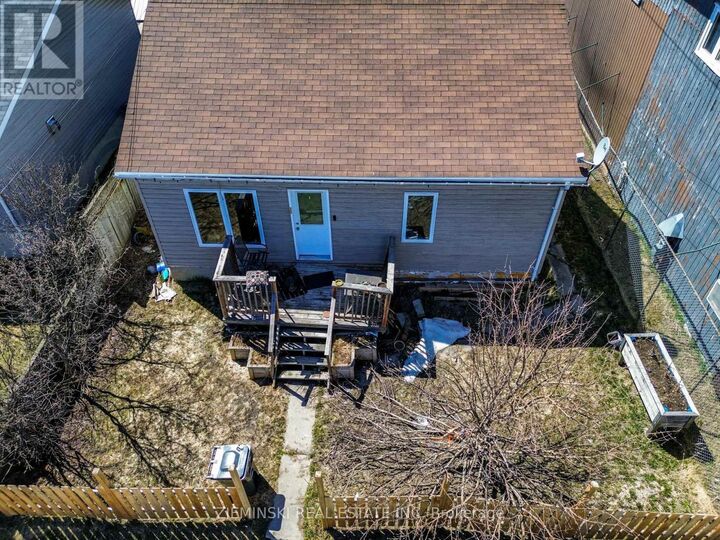 Property Photo:  553 D'Iberville Avenue  ON P0K 1G0 