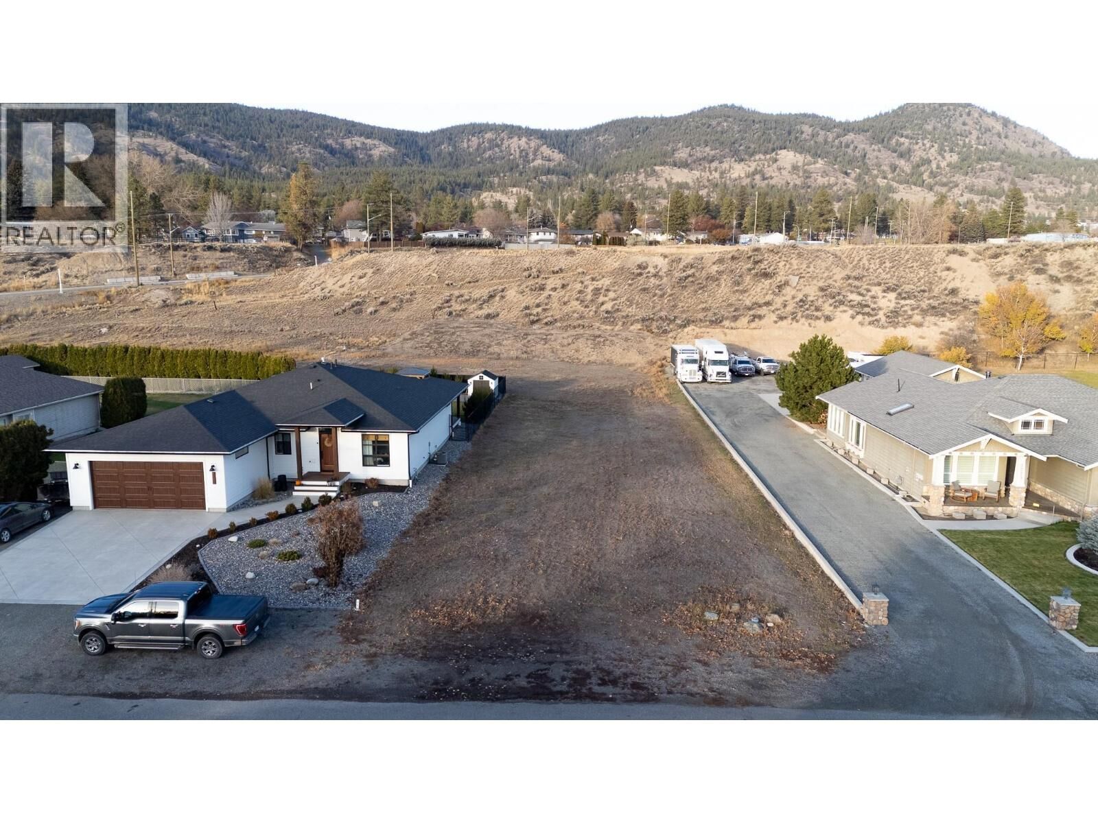 Property Photo:  2219 Burgess Avenue  BC V1K 1R3 