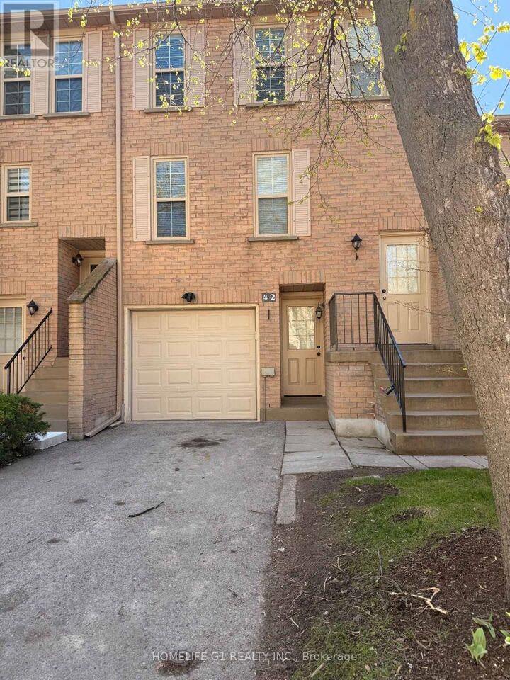 Property Photo:  2272 Mowat Avenue 42  ON L6H 5L8 