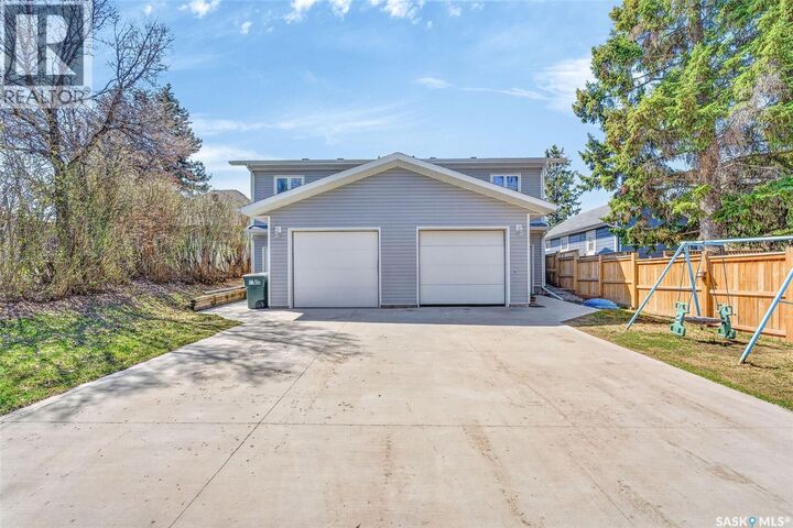 Property Photo: 542 21st Street E SK S6V 1M4