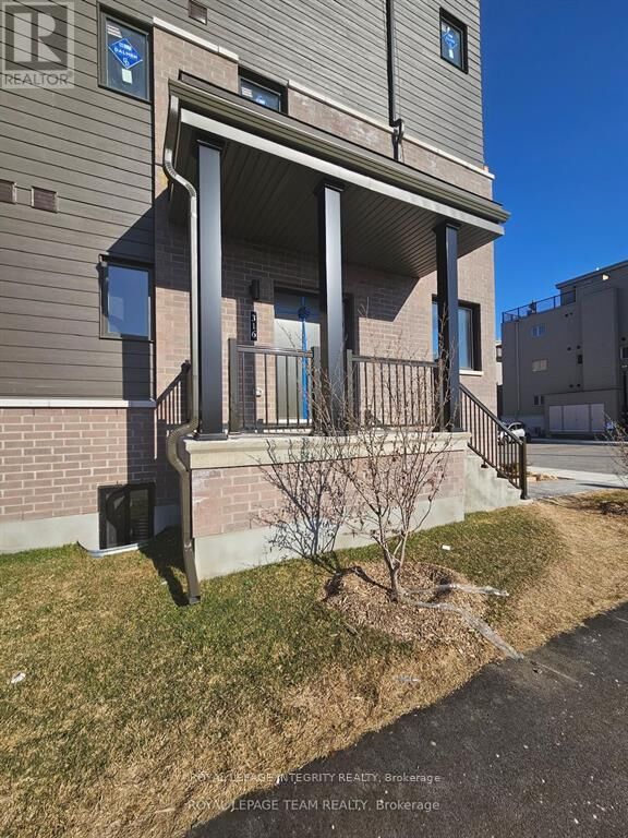 Property Photo:  316 Mishi Private  ON K1K 4Z1 