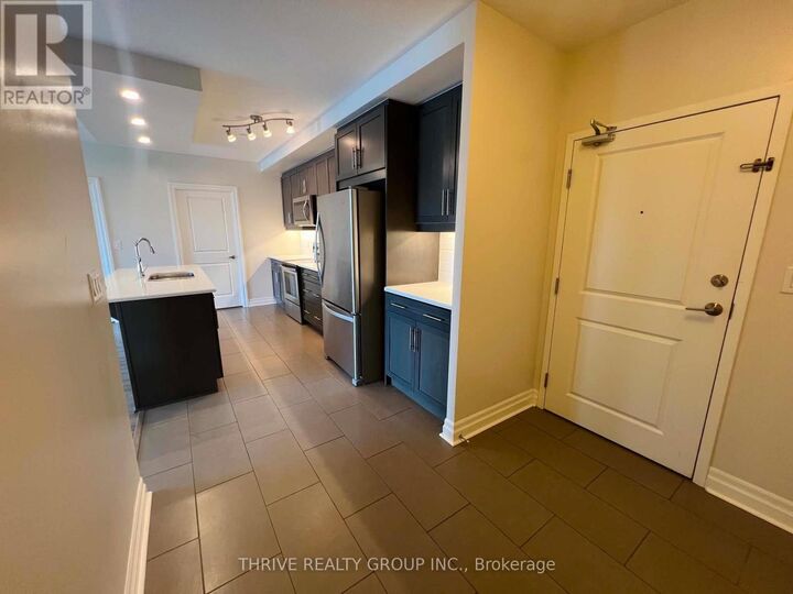 Property Photo:  260 Villagewalk Boulevard 707  ON N6G 0W6 