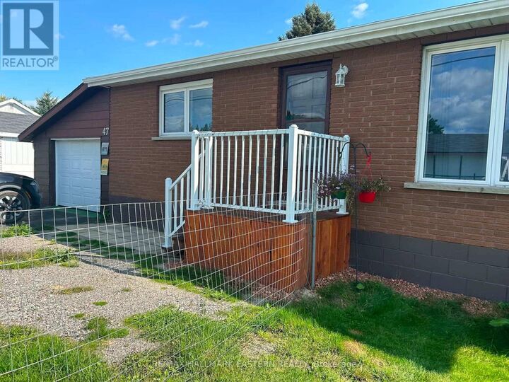 Property Photo:  47 Young Street  ON P0P 2G0 