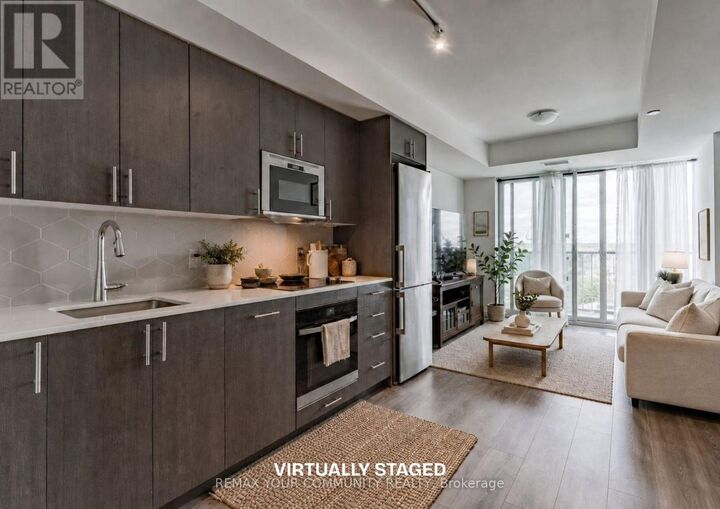 Property Photo:  2545 Simcoe Street 2302  ON L1L 0W3 