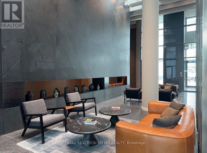 Property Photo:  28 Interchange Way 4016  ON L4K 0P8 