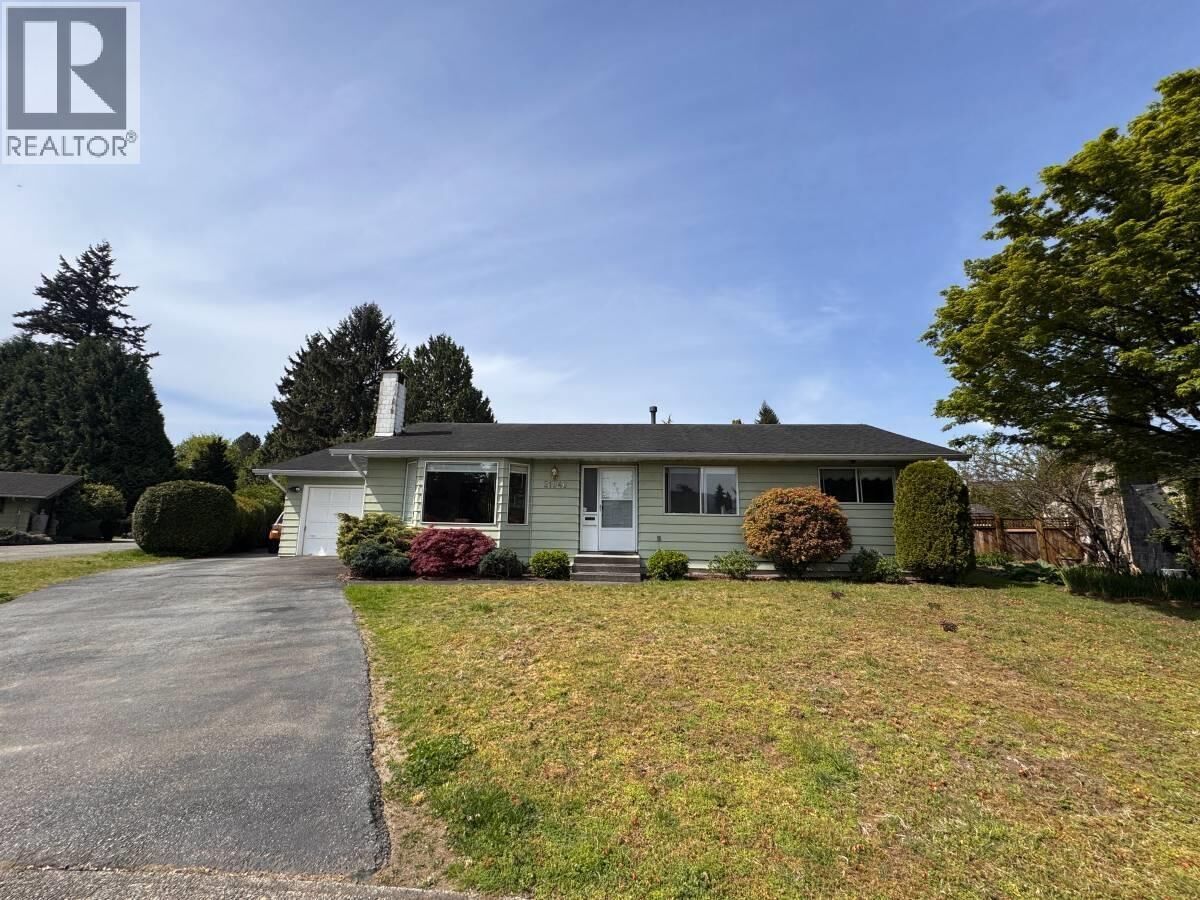 Property Photo:  21946 Cliff Pl  BC V2X 7Z6 