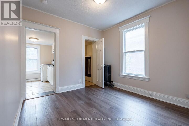 Property Photo: 89 Carrick Avenue 3 ON L8M 2W5